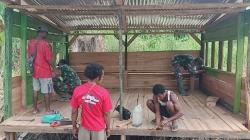 3 Hari Bersama, Prajurit TNI dan Warga Keerom Bangun Poskamling Multifungsi