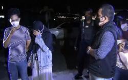 Asyik Mesum Dalam Mobil, Sejoli di Palangka Raya Tepergok Petugas