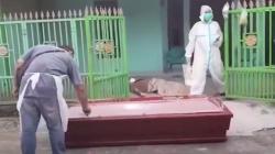 Viral Warga Isoman di Medan Meninggal Tergeletak di Teras Rumah, Warga Takut Mendekat