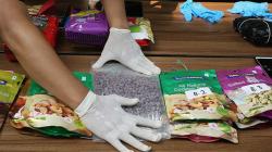 Penampakan Bungkus Makanan Ringan Berisi 9.984 Butir Pil Ekstasi