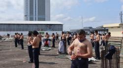 Dongkrak Imunitas Tubuh, Pegawai Terminal Tirtonadi Solo Berjemur Bersama 