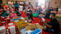 Dapur Umum Kemensos Siapkan 16.000 Nasi Kotak untuk Warga Isoman dan Nakes