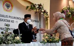 Perdana, Universitas Lambung Mangkurat Luluskan Dokter Spesialis