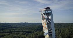 Tempatkan Mobil di Puncak Menara, Ford Tantang Pendaki Capai Tebing Tertinggi di Dunia 