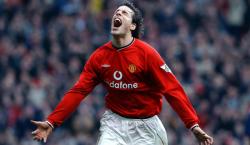 Van Nistelrooy Ciut Nyali Ketemu 4 Bek Ini: Mereka Seperti Ingin Bunuh Saya
