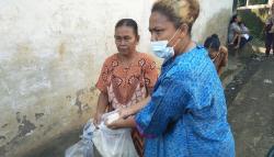 Warga Satu RW di Padalarang KBB Keluhkan Kualitas Bantuan Beras Bau dan Jelek