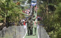 Jembatan Baluwarti Siliwangi 6 Diresmikan, Mobilitas Warga 2 Kecamatan Semakin Lancar<