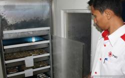 Selama Pandemi Tak Ada Kegiatan Donor Massal, Stok Darah PMI Karawang Kritis 