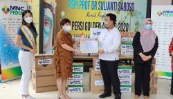 Sambut HUT ke-76 RI, MNC Peduli Salurkan Bantuan Alkes dan Makanan ke RSPI Sulianti Saroso