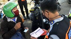 Perbatasan Makassar-Gowa Dijaga Ketat, Warga Diminta Tunjukkan Kartu Vaksin