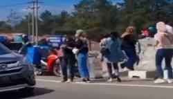 Viral, Warga Serbu Kawasan Puncak Cianjur, Netizen: Alhamdulillah Udah Rame<