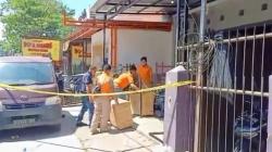 Begini Suasana saat Densus 88 Geledah Kantor Milik Syam Organizer di Soreang Bandung<