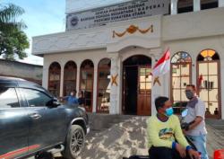 Kantor Ormas Bapera di Medan Diserang 2 OTK, Seluruh Kaca Hancur