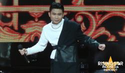 Ivan Gunawan dan Hetty Koes Endang Janjikan Cincin Tunangan serta Tiket Resort untuk Ali Rising Star Dangdut 