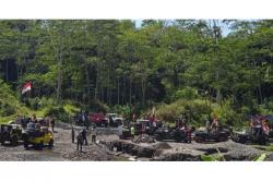 Komunitas Jip Lereng Merapi  Gelar  HUT ke-76 RI di Sungai Kuning
