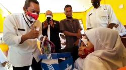 Ketika Kembar Siam Al Putri Dewi dan Al Putri Anugrah Mulai Sekolah Tatap Muka di Garut<