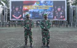 Usai Serah Terima Pasukan, Pangdam Siliwangi Baru dan Lama Foto Bersama<