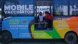 Mobil Vaksinasi Keliling untuk Mempercepat Herd Immunity di Makassar