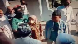 Pelantikan Perangkat Keraton Kasepuhan Cirebon Ricuh, 2 Kubu Sultan Bentrok<