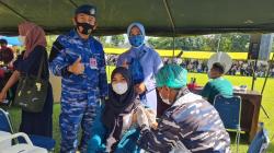 Lanud ZAM Gelar Vaksinasi Massal di Mataram, Warga Antusias hingga Lebihi Target