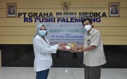 Tingkatkan Imunitas, Pusri Bagikan Ratusan Paket Buah Lokal untuk Nakes<