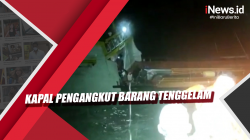 Video Kapal Pengangkut Barang Tenggelam di Perairan Karang Kapota Wakatobi