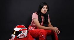 Alinka Hardianti Berbagi Tips Berkendara Aman bagi Perempuan