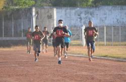 Bupati Gunungkidul Sunaryanta Kalahkan Satpol PP dalam Tes Kesamaptaan <