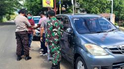 Penemuan Mayat Pria di Dalam Mobil Parkir Gegerkan Warga Maros