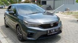 VW Diambil, Larissa Chou Beli Mobil Baru untuk Putranya Yusuf