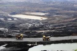  PTBA Garap Bisnis PLTS di Lahan Bekas Tambang, Ini Lokasi dan Kapasitasnya