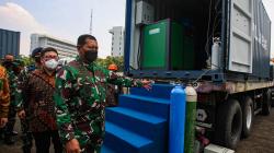 TNI AL Terima Bantuan 1.440 Tabung dan 2 Generator Oksigen