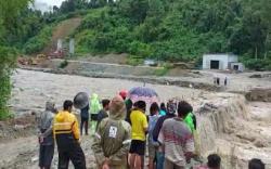 Bone Bolango Diguyur Hujan Seharian, Bupati Hamim Minta Warga Siaga