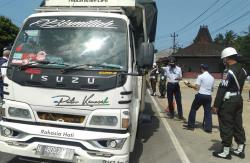 Diduga Bocor, Razia Angkutan Barang di Bantul Hanya Jaring 1 Truk Pasir