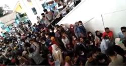 Peserta Membeludak, Vaksinasi Merdeka di Bandarlampung Dibubarkan