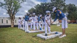 Tabur Bunga Makam Pahlawan Jelang HUT ke-76 TNI AL