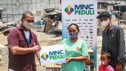 MNC Peduli Bagikan Susu dan Masker untuk Masyarakat Prasejahtera Tanah Merah