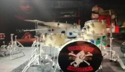 Kena PHK, Kang Jhons Sukses Jadi Perajin Miniatur Alat Musik Mendunia<