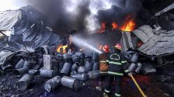 Pabrik Tripleks di Sleman Terbakar, Kerugian Ditaksir Puluhan Juta