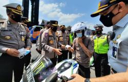 Tinjau Penyekatan Jateng-DIY, Kakorlantas: Semua Perlintasan Masih Pengaturan Pembatasan