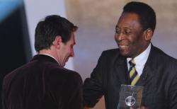 Messi Diremehkan Pele Cuma Jago Kaki Kiri, Ini Cara La Pulga Bungkam Sang Legenda 