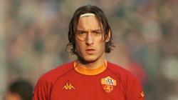 Francesco Totti Ragu Lionel Messi Raih 8 Ballon dOr jika Main di AS Roma