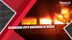 Video Kebakaran Depo Bangunan di Bekasi