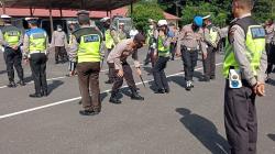 Kapolres Minsel Cek Sikap Tampang Personel Mulai Sepatu hingga Potongan Rambut