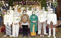 6 Pasangan Pengantin Semringah, Pernikahan Mereka Dibantu UMKM Alumni Unpad