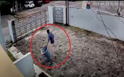 Heboh Maling Incar Tong Sampah Terekam CCTV di Medan