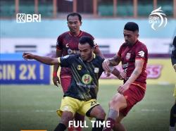 Boaz Solossa Starter, Borneo FC Ditahan Imbang Barito Putra