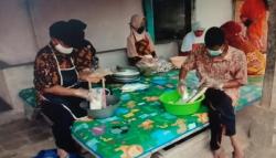 Inspiratif, Nenek 82 Tahun Ini Ciptakan Lapangan Pekerjaan Khusus Lansia