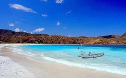 20 Tempat Menarik di Sumbawa NTB, dari Desa Kuno hingga Gunung Berapi