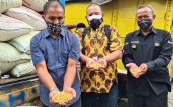 Dapat Jagung 2 Truk dari Jokowi, Suroto Akan Bagi-bagi ke Peternak Kecil
